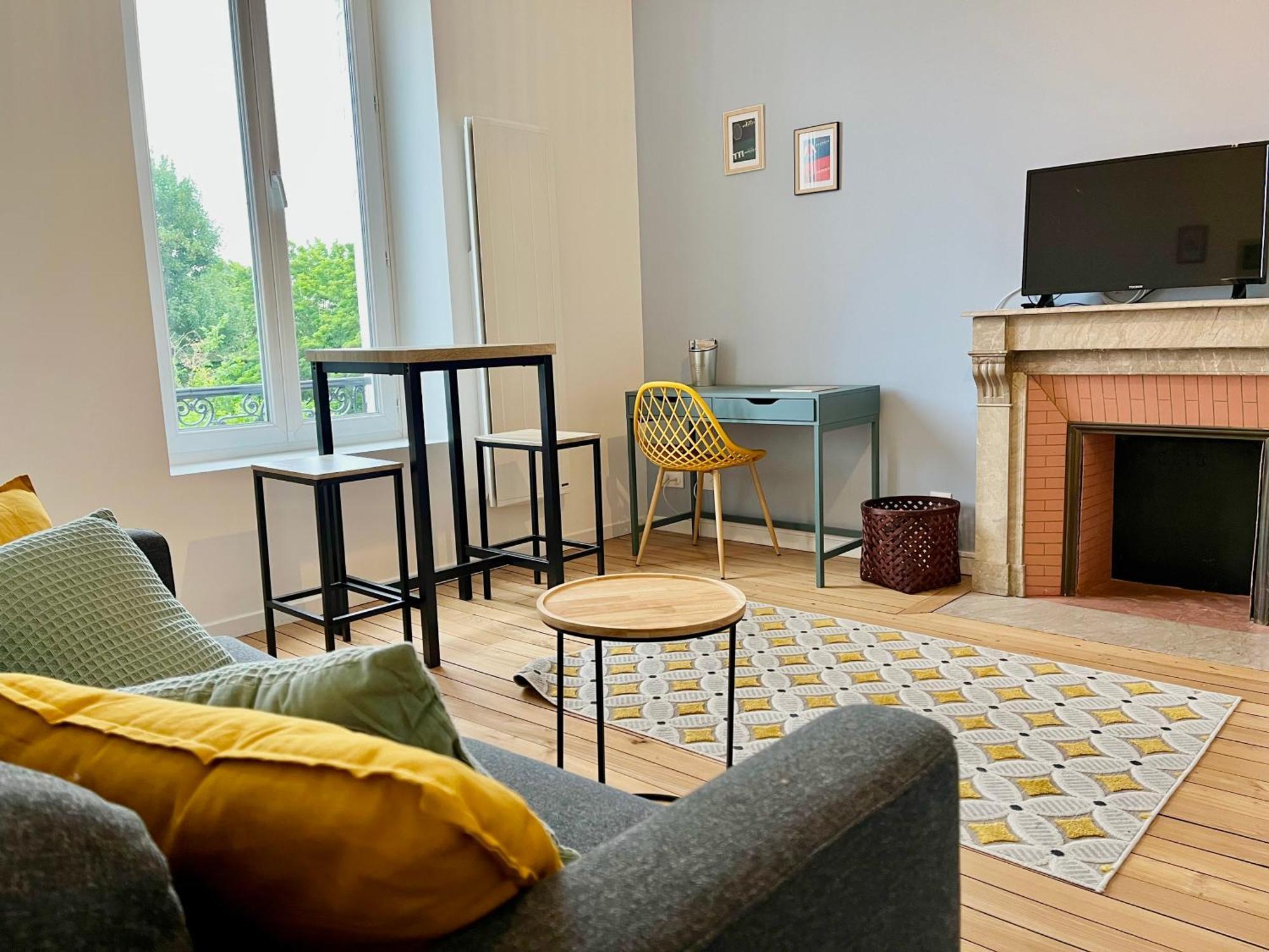 Suite Clovis 6 Reims Bagian luar foto